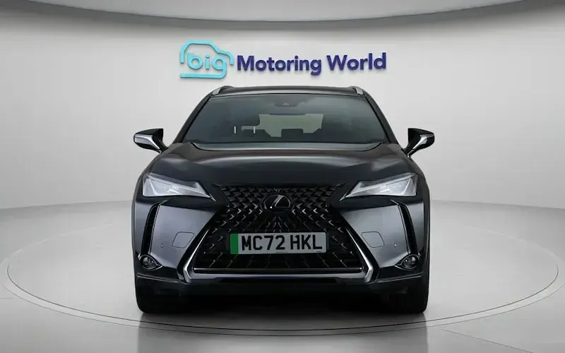 Used Lexus UX 150 kW (204 HP) 2022 SUV