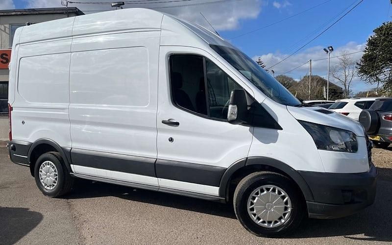 Usado Ford Transit 131 HP (96 kW) 2019 Branco Van