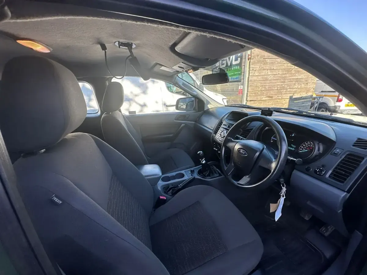 Begagnad Ford Ranger XL 150 HK (110 kW) 2016 Grön Pickup