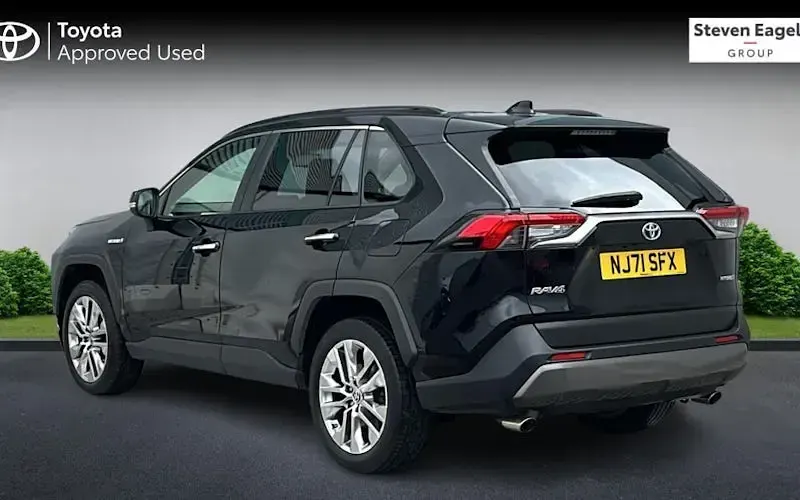 Used Toyota RAV4 Hybrid 218 HP (160 kW) 2025 SUV
