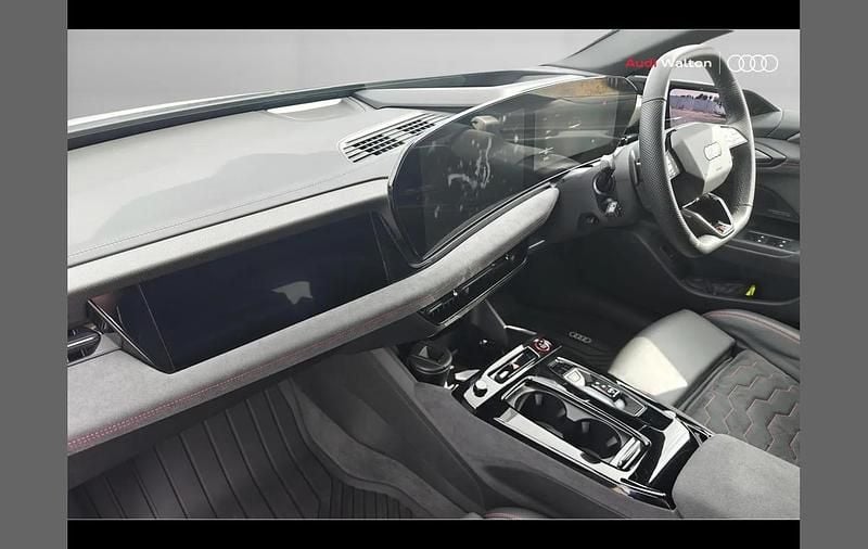 Used Audi S6 Comfort 496 HP (364 kW) 2025 White Estate