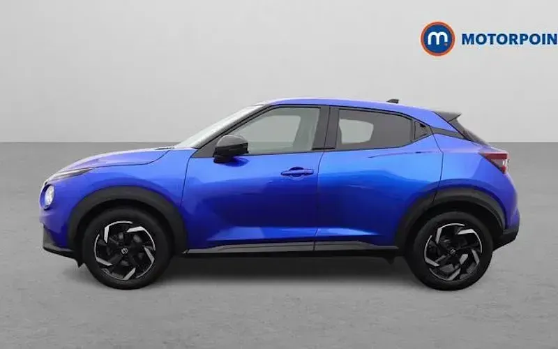 Used Nissan Juke N-Connecta 114 HP (83 kW) 2023 Blue SUV
