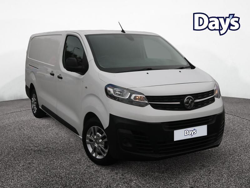 White Used 2020 Vauxhall Vivaro Van | £10,999 (Good price) - Image 1/4