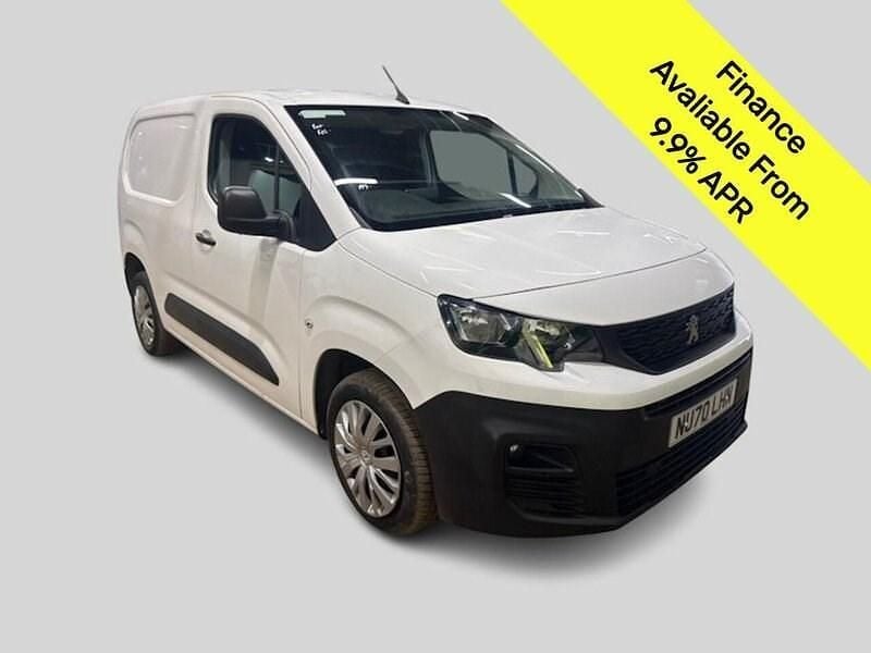 White Used 2020 Peugeot Partner MPV | £7,300 (Good price) - Image 1/3