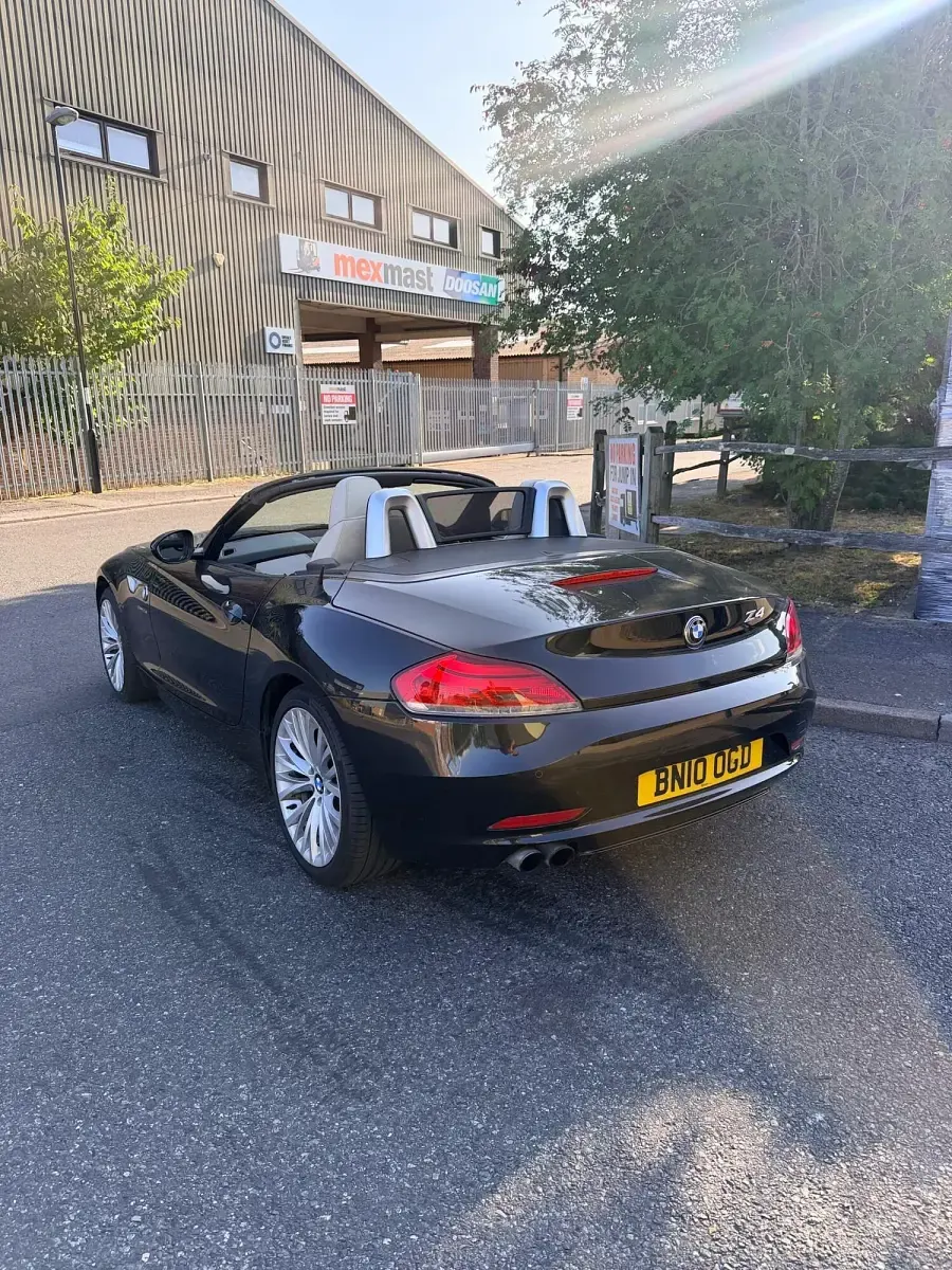 Used BMW Z4 204 HP (150 kW) 2010 Black Cabriolet