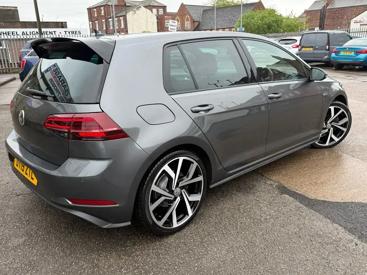 Used VW Golf VII GTD 184 HP (135 kW) 2019 Grey Hatchback