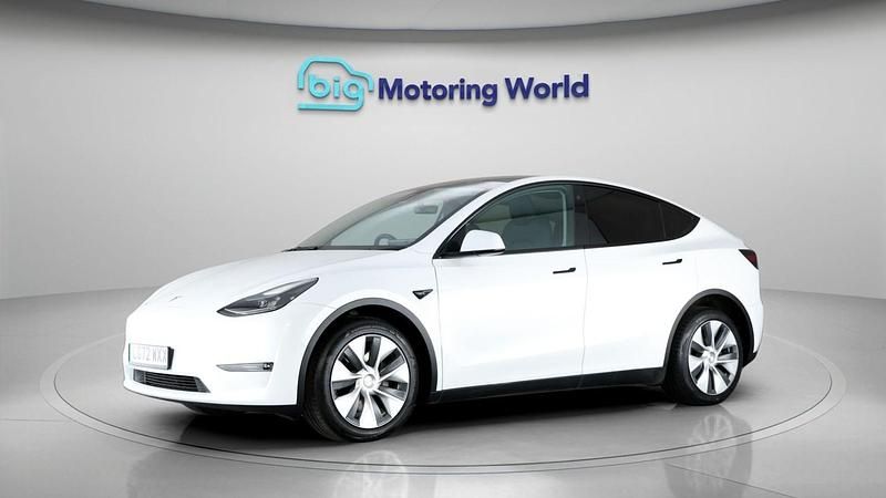 Used Tesla Model Y Long Range AWD 378 kW (514 HP) 2022 White SUV