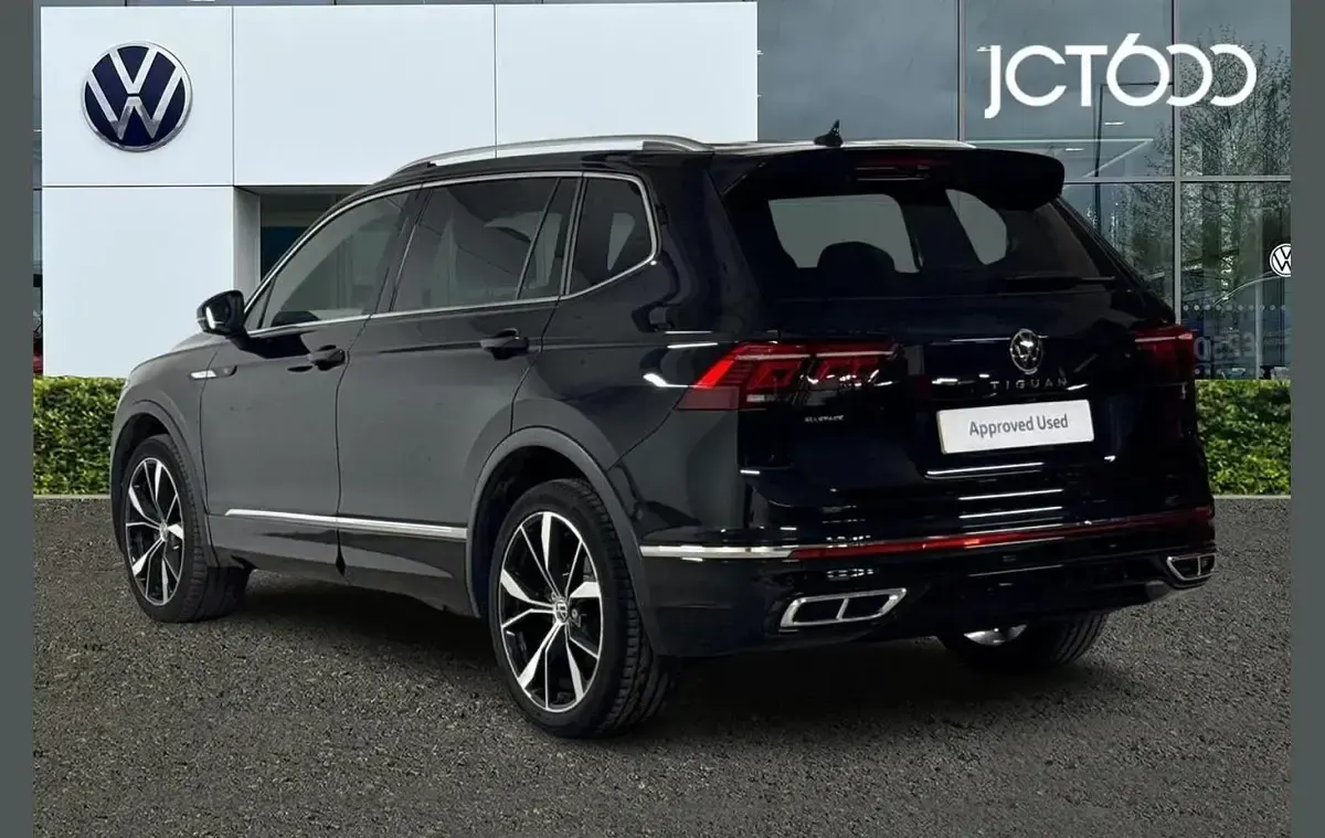 Used VW Tiguan Allspace R-line 150 HP (110 kW) 2024 Black SUV
