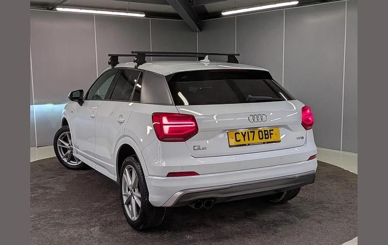 Used Audi Q2 S-Line 150 HP (110 kW) 2017 White SUV