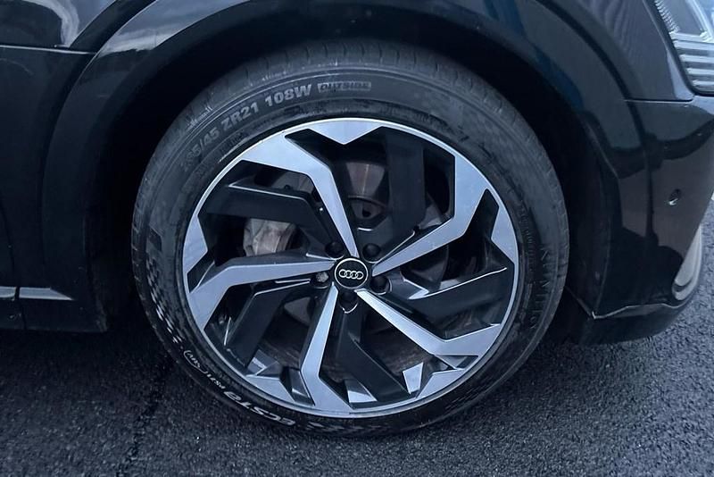 Used Audi e-tron Black Edition 300 kW (408 HP) 2022 Black SUV