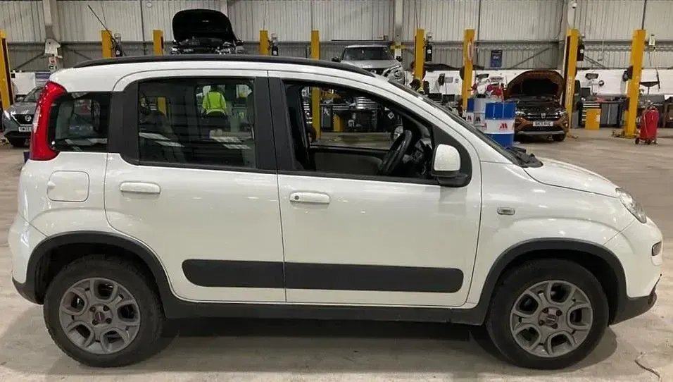 Used Fiat Panda 4x4 S 85 HP (62 kW) 2014 White Hatchback