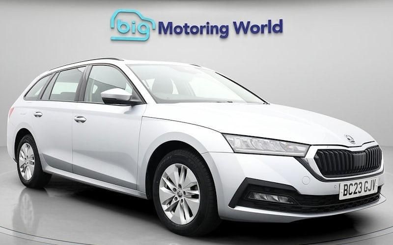Silver Used 2023 Skoda Octavia SE Technology Estate | £17,501 (Good price) - Image 1/4