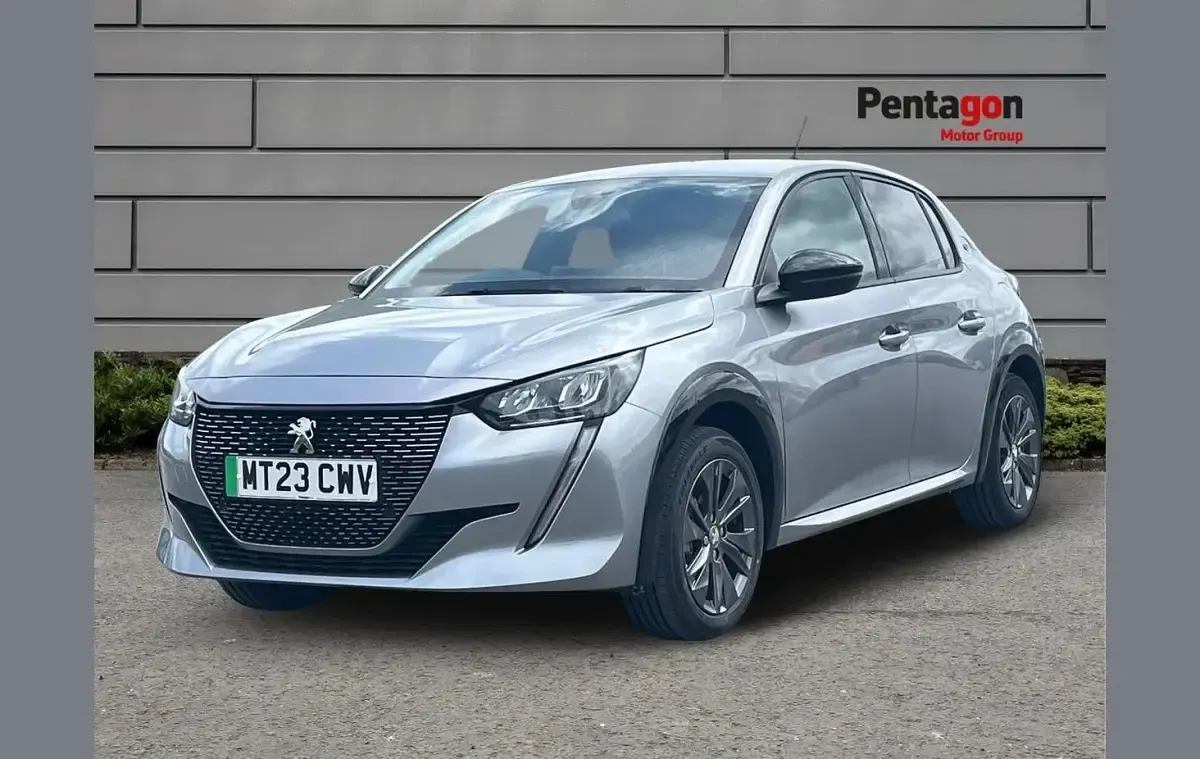 Used Peugeot e-208 Allure+ 100 kW (136 HP) 2023 Grey Hatchback