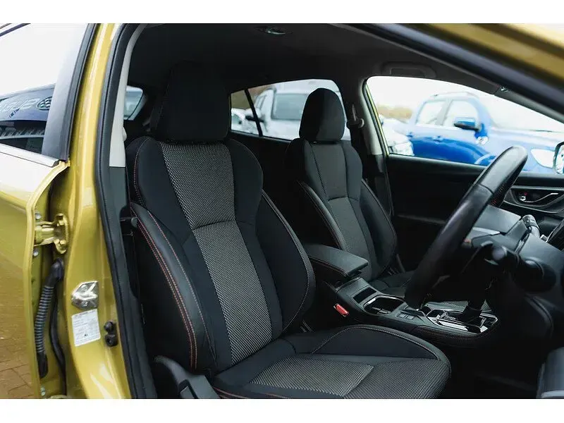 Used Subaru XV 150 HP (110 kW) 2021 Yellow SUV
