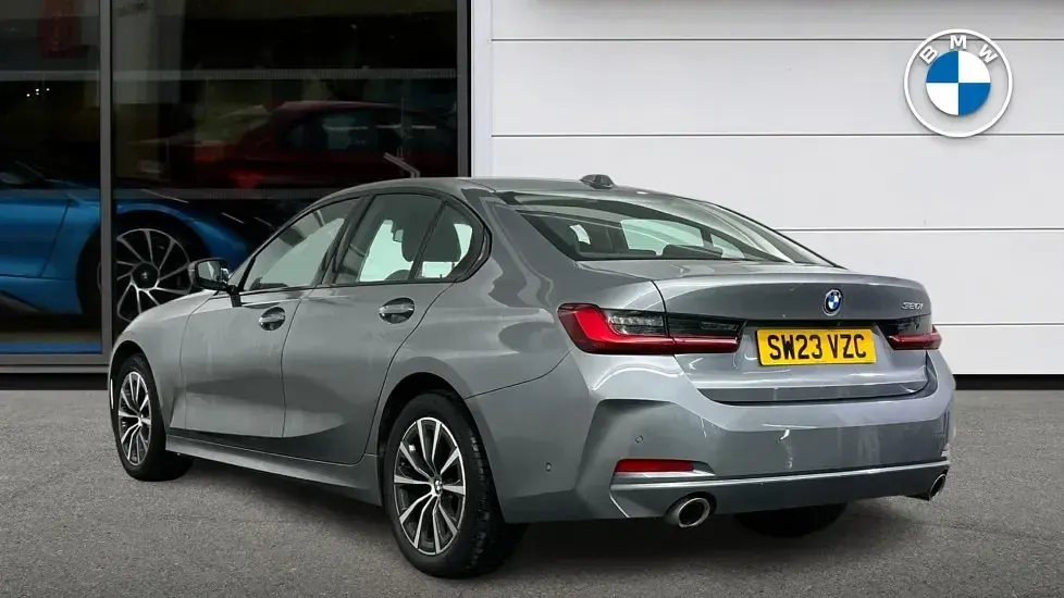 Used BMW 320 Sport Line 181 HP (133 kW) 2023 Grey Sedan