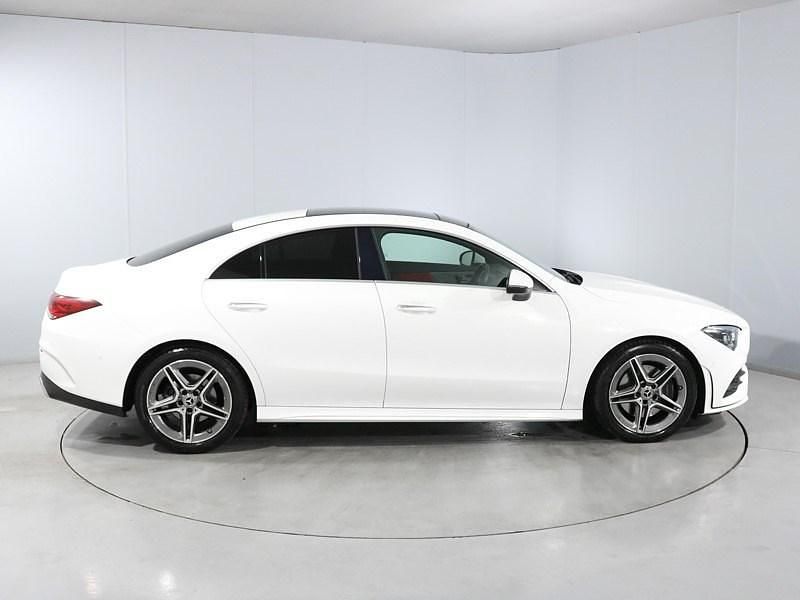 Used Mercedes CLA200 AMG Line Premium Plus 163 HP (119 kW) 2019 White Coupe