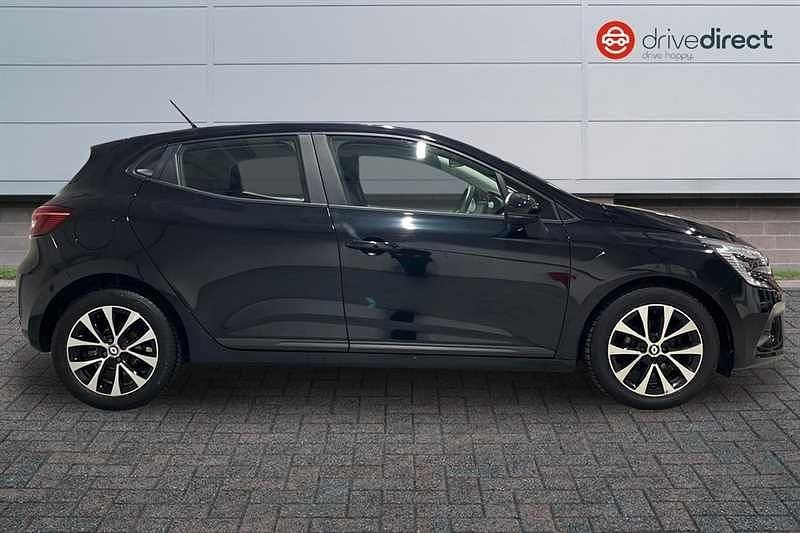 Used Renault Clio V Evolution 90 HP (66 kW) 2023 Black Hatchback