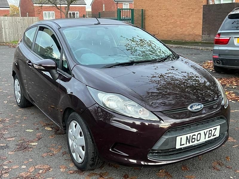 Red Used 2010 Ford Fiesta Hatchback | £2,695 (Good price) - Image 1/4