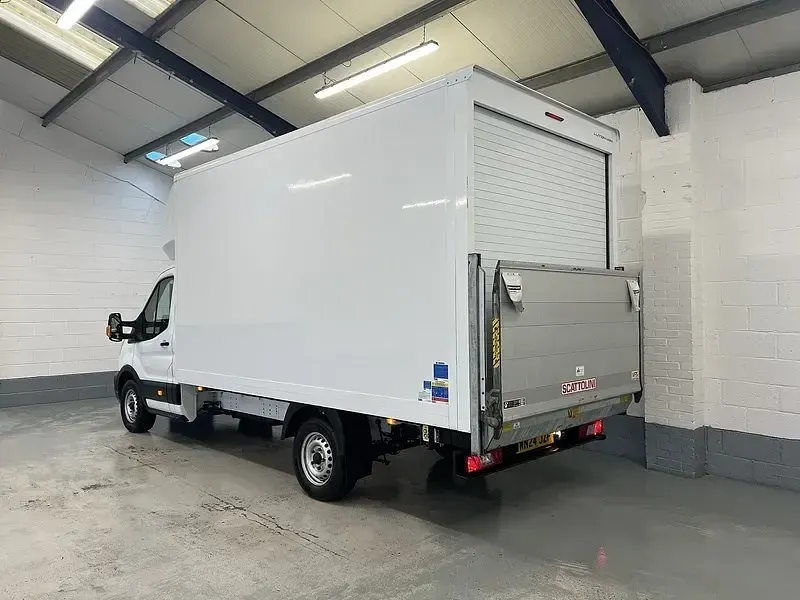 Używany Ford Transit 130 KM (95 kW) 2024 Biały Kabriolet