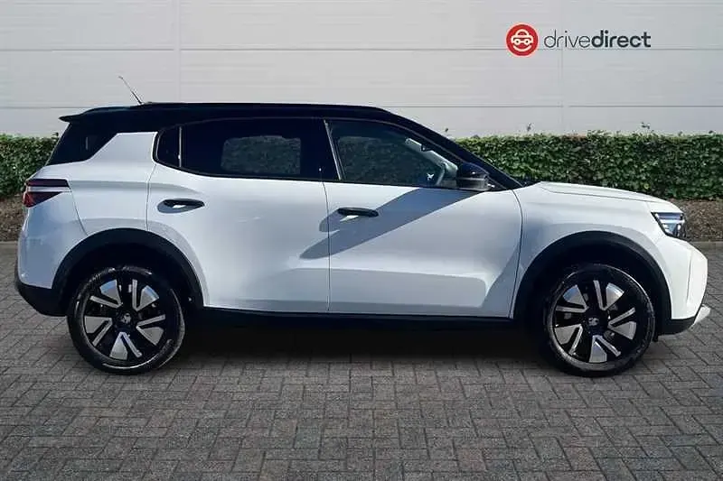 Second-hand Vauxhall Frontera 83 kW (113 CP) 2025 Alb SUV