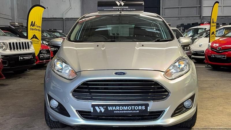 Used Ford Fiesta Zetec 2014 Silver Hatchback
