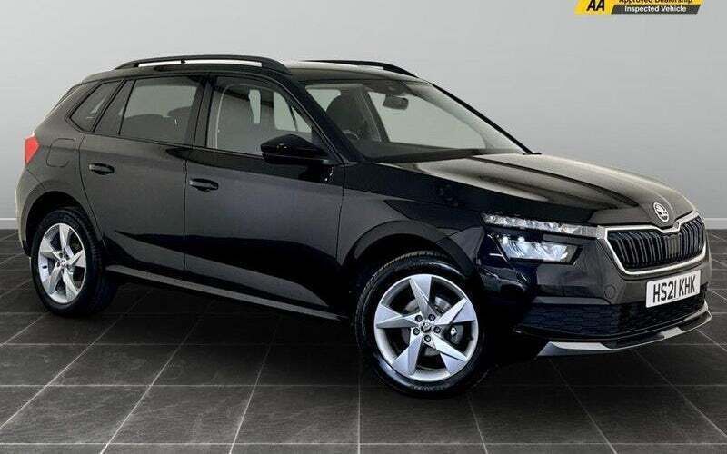 Used 2023 Skoda Kamiq SE Drive SUV | £12,995 (Good price) - Image 1/2