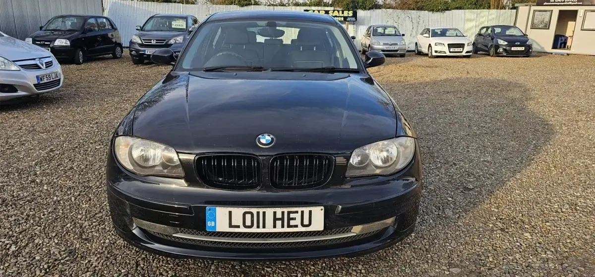 Używany BMW 118 143 KM (105 kW) 2011 Czarny Hatchback