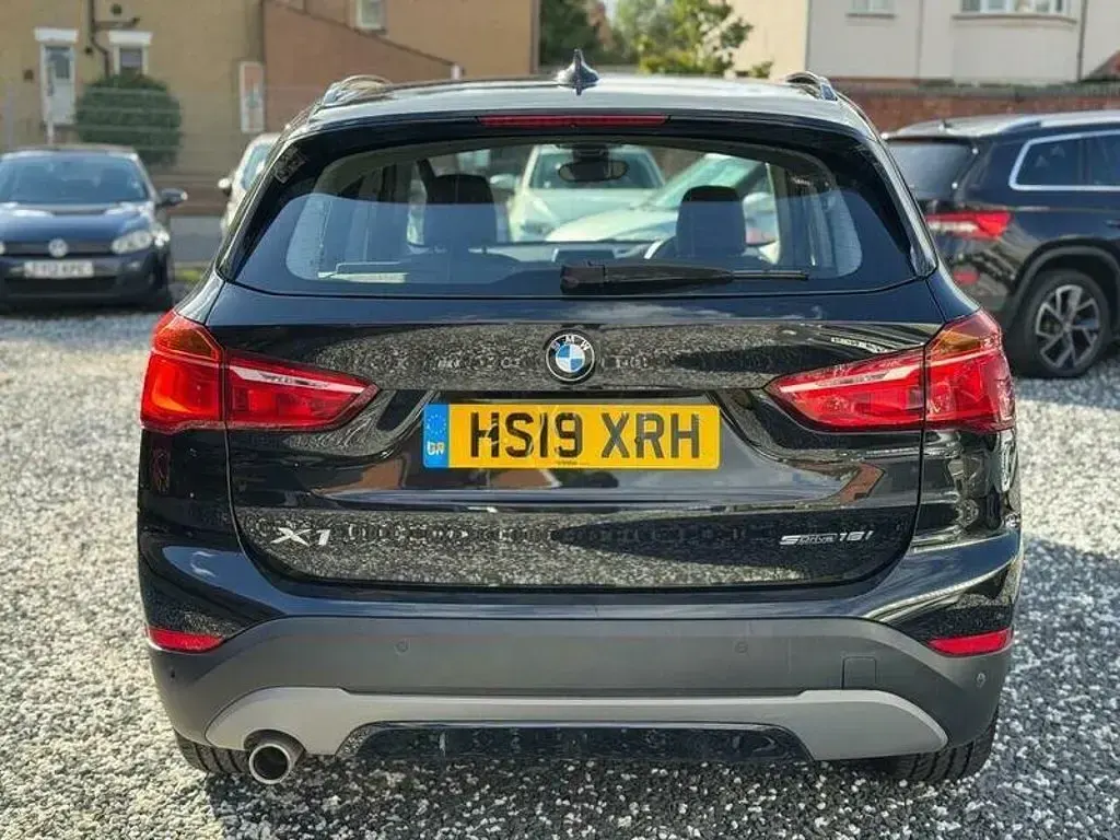 Used BMW X1 Sport Line 140 HP (102 kW) 2019 Black SUV