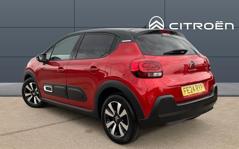 Used Citroën C3 PureTech 83 HP (61 kW) 2024 Red Hatchback