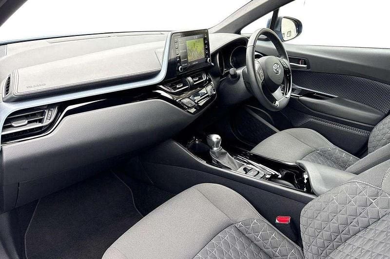 Used Toyota C-HR Design 181 HP (133 kW) 2021 Blue SUV