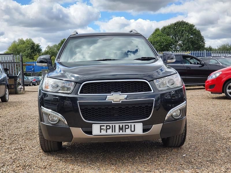 Used Chevrolet Captiva LTZ 2011 Black SUV