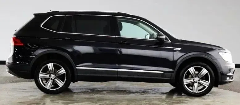 Used VW Tiguan Allspace Match 150 HP (110 kW) 2021 Black SUV