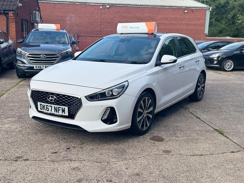 White Used 2017 Hyundai i30 Premium SE Hatchback | £11,985 (A bit pricey) - Image 1/4