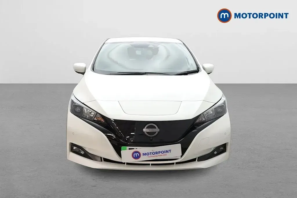Używany Nissan Leaf N-Connecta 110 kW (150 KM) 2023 Biały Hatchback