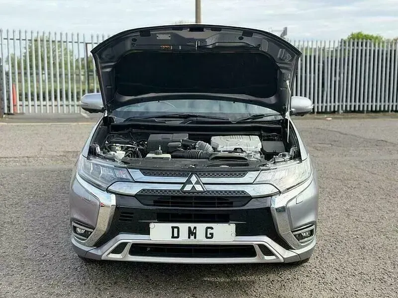 Used Mitsubishi Outlander P-HEV 2018 Grey Estate