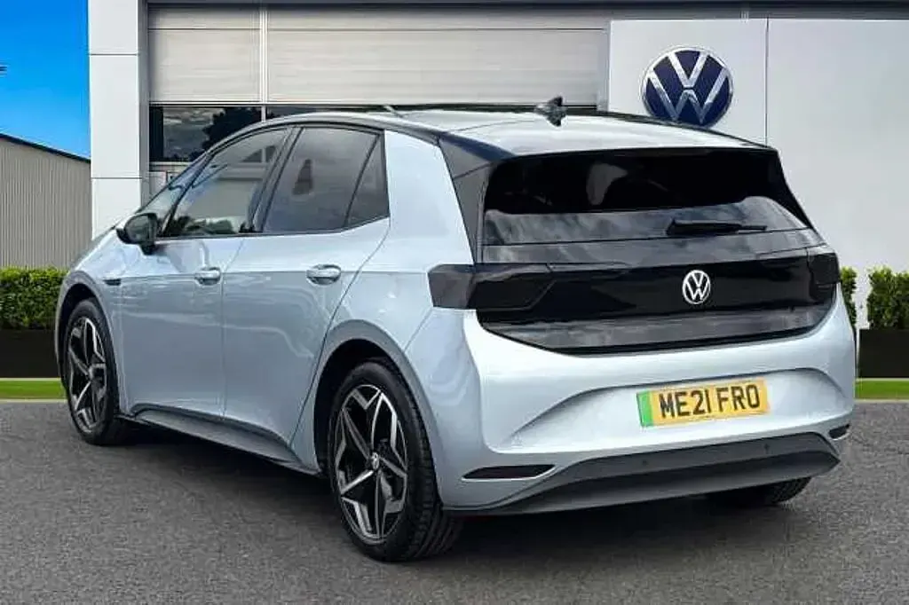 Used VW ID.3 Pro Performance 150 kW (204 HP) 2021 Silver Hatchback