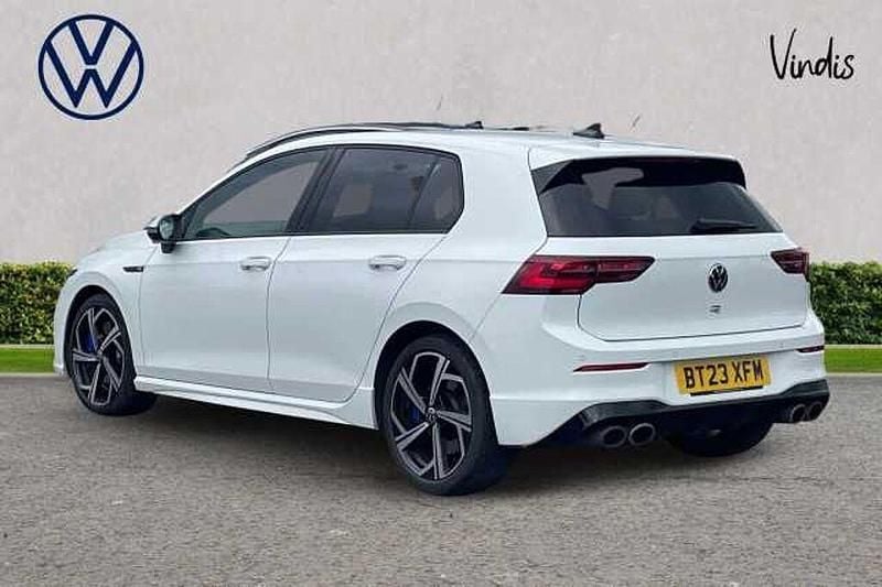 Second-hand VW Golf VIII R 320 CP (235 kW) 2023 Alb Hatchback