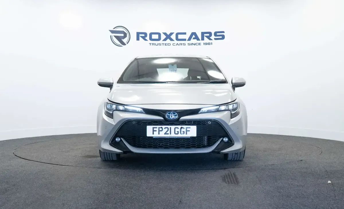 Used Toyota Corolla 184 HP (135 kW) 2021 Silver Hatchback