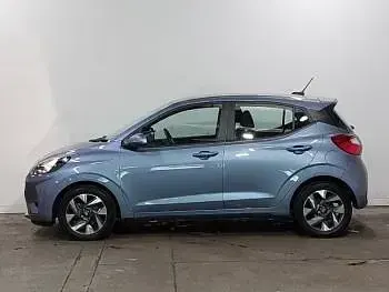 Used Hyundai i10 Advanced 63 HP (46 kW) 2025 Blue Hatchback