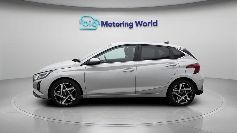 Used Hyundai i20 Premium 101 HP (74 kW) 2025 Grey Hatchback