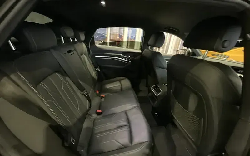 Used Audi e-tron Sportback S-Line 300 kW (408 HP) 2022 Black SUV
