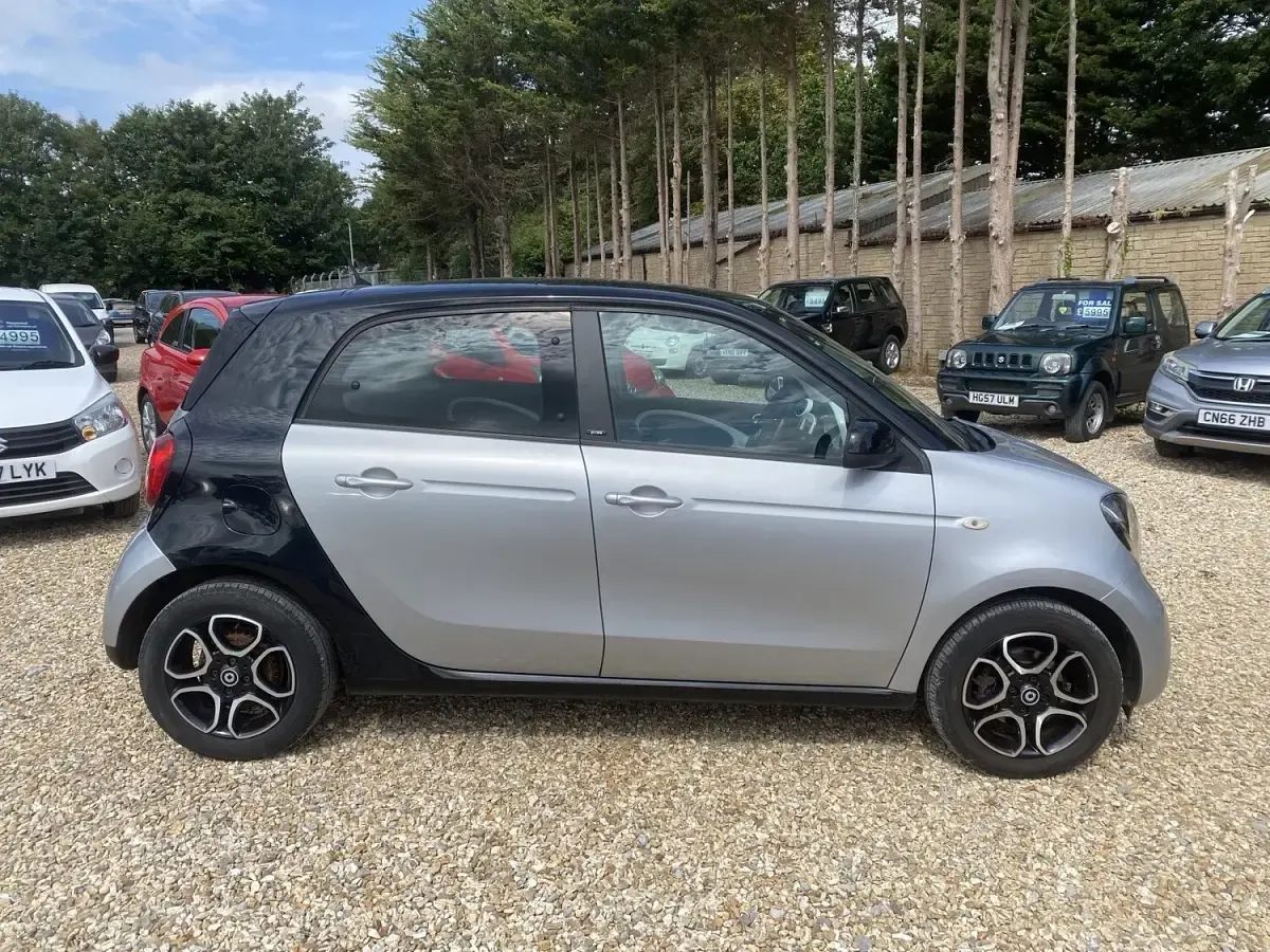 Used Smart ForFour Prime 2015 Silver Hatchback