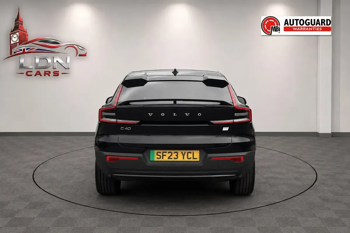 Used Volvo C40 Core 169 kW (231 HP) 2023 Black SUV