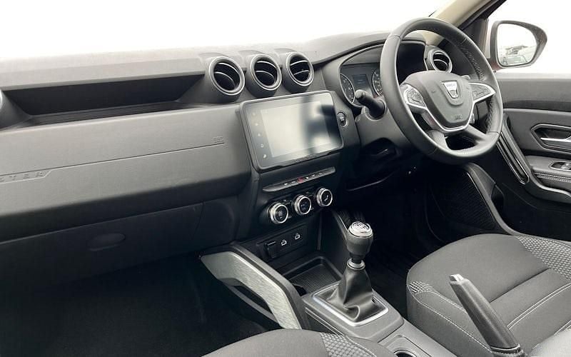 Used Dacia Duster Prestige 131 HP (96 kW) 2022 Orange SUV