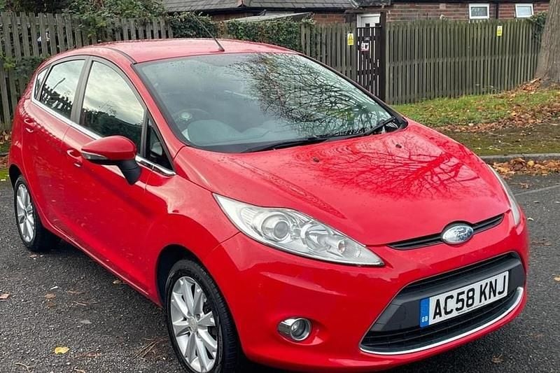 Red Used 2009 Ford Fiesta Zetec Hatchback | £2,995 (Good price) - Image 1/1