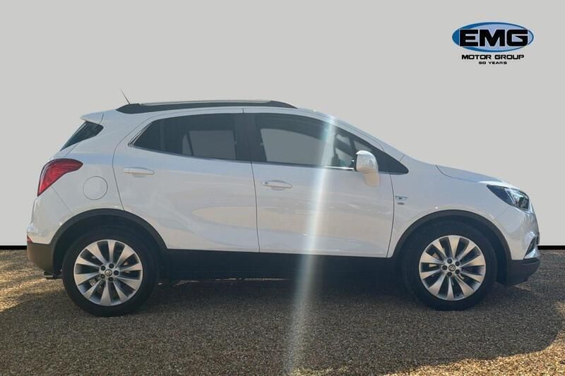 White Used 2017 Vauxhall Mokka X Elite SUV | £7,995 (Good price) - Image 1/4