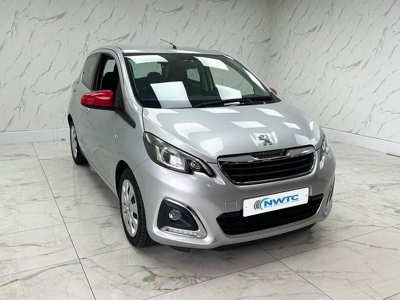 Second-hand Peugeot 108 Active 72 CP (52 kW) 2020 Argintiu Hatchback