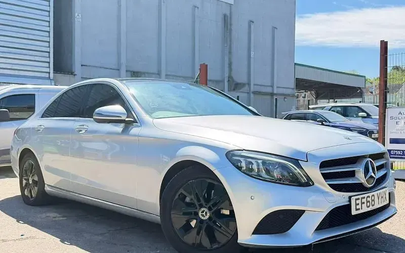 Second-hand Mercedes C200 Premium Plus 184 CP (135 kW) 2019 Berlinǎ