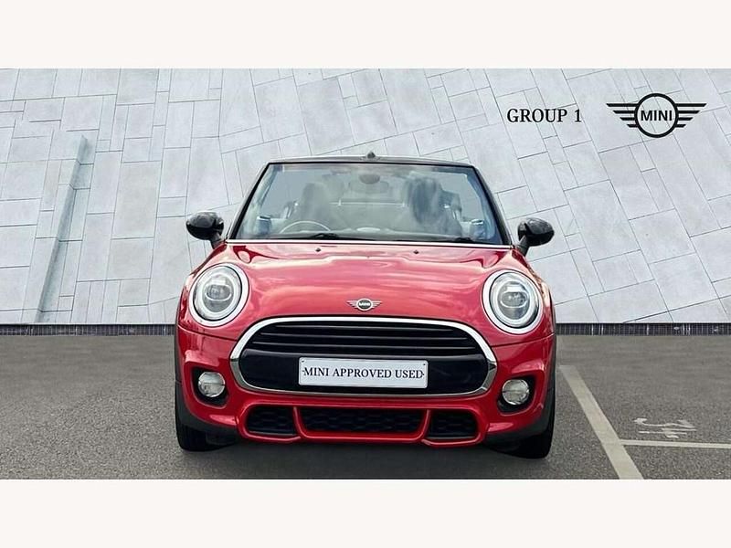 Used Mini Cooper Cabriolet Chili 136 HP (100 kW) 2018 Red Cabriolet