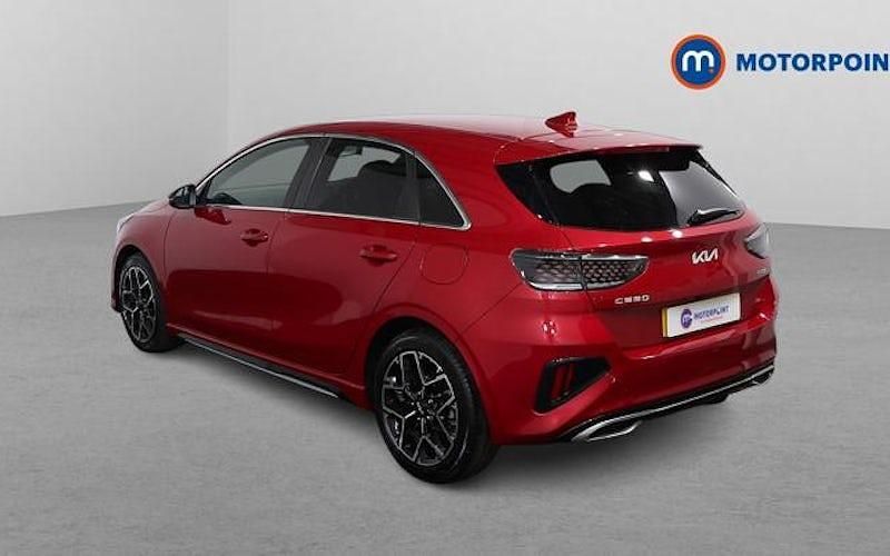 Used Kia Ceed GT-Line 140 HP (102 kW) 2024 Red Hatchback